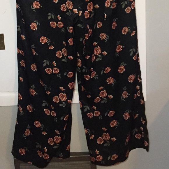 Floral Wrap Jumpsuit - Picture 3 of 7